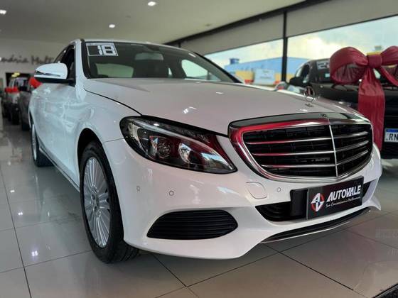 MERCEDES-BENZ C 180 1.6 CGI FLEX EXCLUSIVE 9G-TRONIC MERCEDES-BENZ C 180 1.6 CGI FLEX EXCLUSIVE 9G-TRONIC